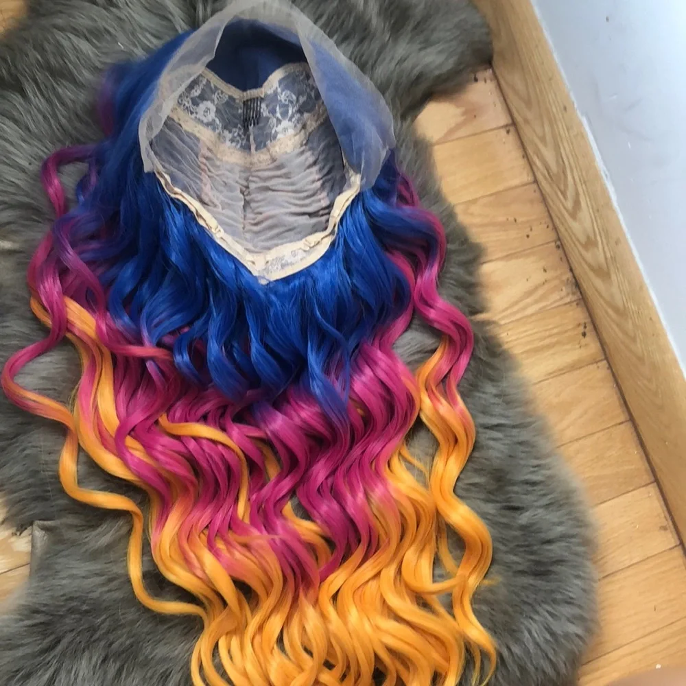Think Vintage Online 24” rainbow